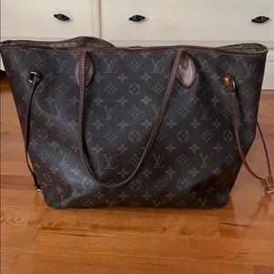 Louis Vuitton bucket purse